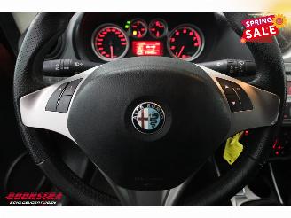 Alfa Romeo MiTo 1.4 Distinctive Clima Cruise PDC picture 14