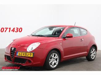 skadebil auto Alfa Romeo MiTo 1.4 Distinctive Clima Cruise PDC 2009/10