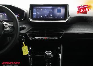 Peugeot 208 1.2 PT 100 Allure Apple/Android Clima Cruise PDC picture 17