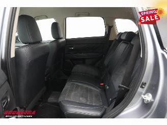 Mitsubishi Outlander 2.0 PHEV Executive Edition 4X4 Navi Clima Cruise Camera SHZ PDC AHK picture 10