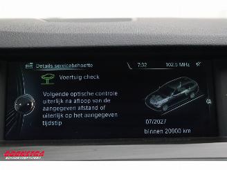 BMW 5-serie Touring 520i M-Sport BiXenon ACC HUD 360° SHZ PDC picture 17