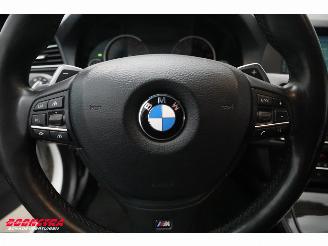 BMW 5-serie Touring 520i M-Sport BiXenon ACC HUD 360° SHZ PDC picture 11