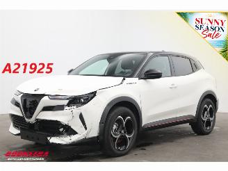 skadebil auto Alfa Romeo Junior 1.2 Turbo Hybrid Ibrida Speciale LED ACC Massage Camera SHZ 2025/4