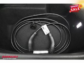 Porsche Macan 100 kWh PASM Pano LED ACC Memory Camera picture 35