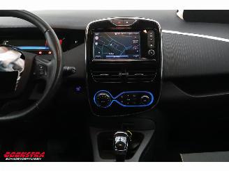 Renault Zoé R90 Intens 41 kWh (ohne Accu) Navi Clima Cruise PDC 65.054 km! picture 16
