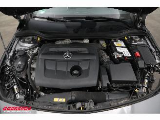 Mercedes Cla-klasse Shooting Brake 180 d AMG Navi Airco Cruise PDC picture 10