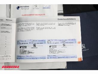Peugeot 308 SW 1.6 BlueHDI Executive Pack Pano Navi Clima Cruise Camera PDC AHK picture 28