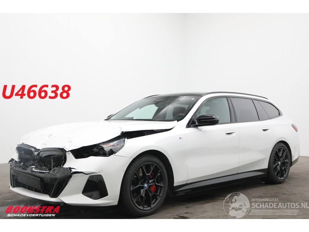 BMW i5 M60 xDrive 84 kWh Pano LED ACC B&W 360° Camera