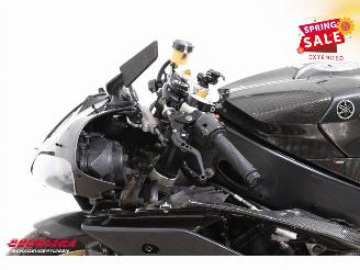 Yamaha  YZF-R1 Akrapovic picture 9