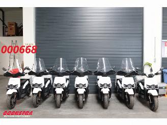 voitures scooters Silence  S02 Low Strength 5.6kWh 7X!! 45 km/h Mail/Post 2021/12