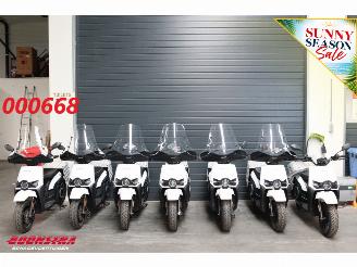 Gebrauchtwagen Roller Silence  S02 5.6kWh **7x / 7Stück** 45 km/h Mail/Post 2021/12