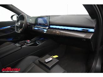 BMW M5 Touring Pano HUD B&W 360° ACC picture 14
