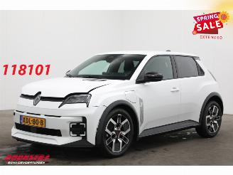 Damaged car Renault 5 comfort range Techno 52 kWh LED ACC Apple/Android Camera 225 km!! 2026/3