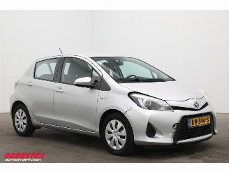 Toyota Yaris 1.5 Full Hybrid Aut. Aspiration Clima Cruise Camera picture 2
