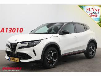 skadebil bedrijf Alfa Romeo Junior 1.2 Turbo Hybrid Ibrida Speciale Navi Clima Cruise Camera SHZ PDC 2025/1