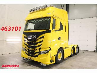 krockskadad bil vrachtwagen Iveco S-way 480 Full Air Alcoa Leder ACC Standairco 6X2 Verschiebekopplung 2022/2