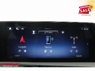 Mercedes A-klasse 250 e AMG Pano LED ACC Apple/Android Camera SHZ 2.435 km! picture 26