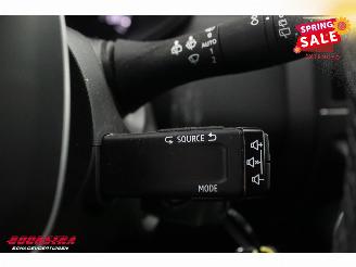 Renault Clio 1.0 TCe 90 Equilibre Navi Airco Cruise PDC picture 21