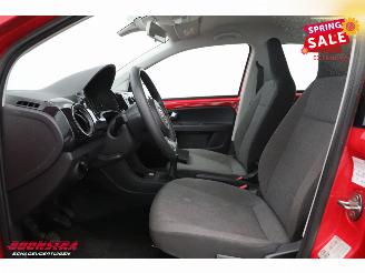 Volkswagen Up! 1.0 move up! 5-DRS BlueMotion Airco 157.093 km! picture 9
