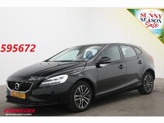  Volvo V-40 1.5 T2 Aut. Momentum LED Navi Clima Cruise SHZ PDC 2019/6