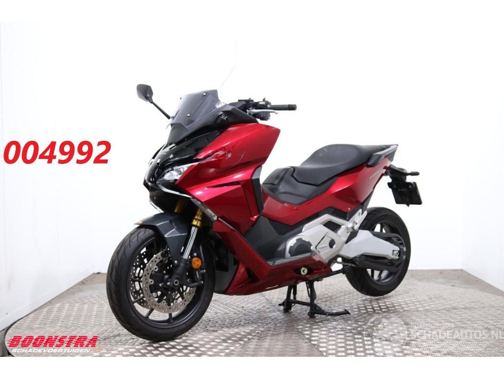 Honda  Forza 750 Forza 750 ABS DCT 9.215 km!