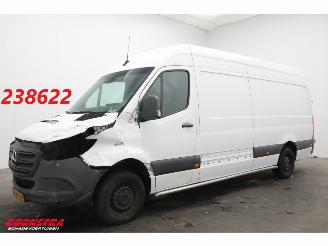 krockskadad bil bedrijf Mercedes Sprinter 314 CDI L4-H3 Navi Airco Cruise Camera 2020/5