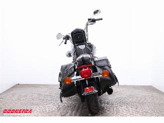 Harley-Davidson  FLSTC Heritage Softail Classic picture 8