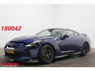 Vaurioauto  passenger cars Nissan GT-R 3.8 V6 Prestige Bose Leder Cruise Camera SHZ 2016/5