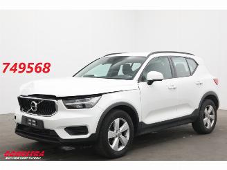 Damaged car Volvo XC40 1.5 T2 Momentum Core LED Apple/Android Cruise PDC 2022/2
