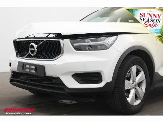Volvo XC40 1.5 T2 Momentum Core LED Apple/Android Cruise PDC picture 16