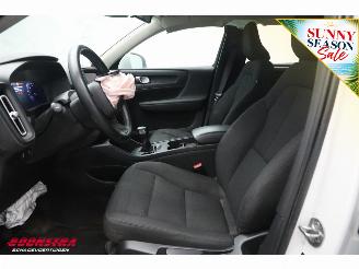 Volvo XC40 1.5 T2 Momentum Core LED Apple/Android Cruise PDC picture 21