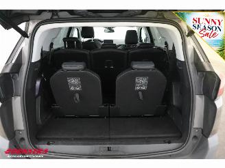 Peugeot 5008 1.2 PureTech Allure 7-Pers. Navi Clima Cruise Camera PDC AHK picture 24