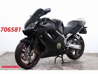 skadebil auto Honda Golf CBR 600F Dominator 2007/3