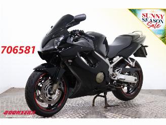krockskadad bil motor Honda  CBR 600F Dominator 2007/3