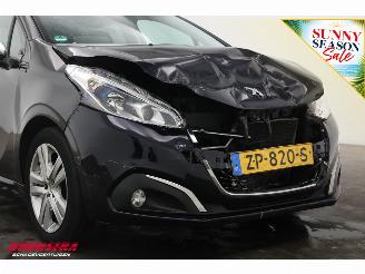 Peugeot 208 1.2 PT Signature Navi Airco Cruise PDC 134.559 km! picture 10