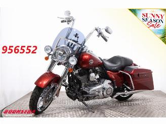 begagnad bil motor Harley-Davidson  FLHRSE5 CVO Road King 2013/7