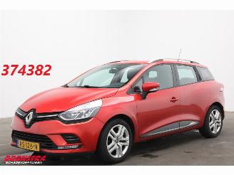 Renault Clio Estate 1.5 dCi Ecoleader Zen Navi Bluetooth Airco Cruise PDC AHK picture 1