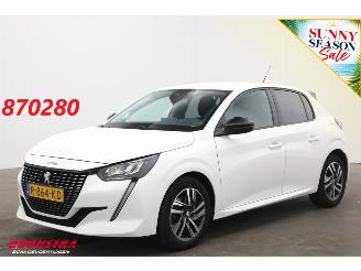 Vaurioauto  passenger cars Peugeot 208 1.2 PureTech Aut. Allure Apple/Android Cruise PDC 2022/9