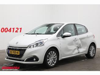 Voiture accidenté Peugeot 208 1.2 PT. 110 Signature Clima PDC Mirrorlink Camera 93.920 km! 2019/1