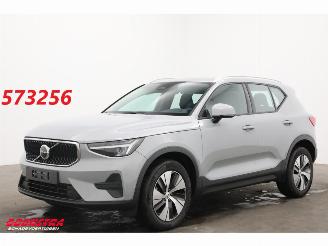 damaged passenger cars Volvo XC40 2.0 B3 Core Leder LED Apple/Android Camera SHZ LRHZ 9.998 km! 2025/3
