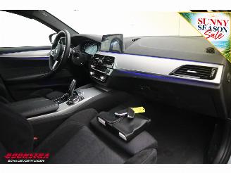BMW 5-serie Touring 520i M-Sport LED H/K Cruise Navi Camera PDC SHZ picture 12
