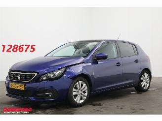 skadebil auto Peugeot 308 1.2 PT Executive Pano Apple/Android Navi Cruise AHK 55.834 km! 2020/7