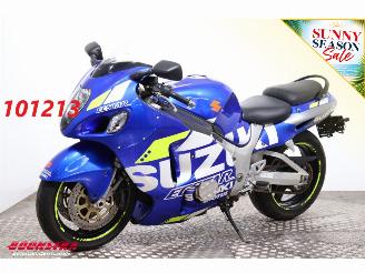 krockskadad bil motor Suzuki Streetfighter GSX 1300R Hayabusa Micron Exhaust 35.976 km! 2000/6