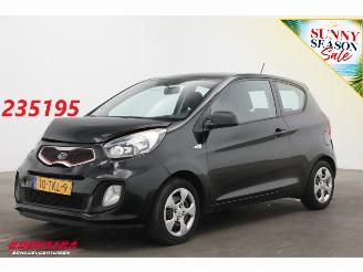 Damaged car Kia Picanto 1.2 CVVT Comfort Pack Bluetooth Airco 2012/2