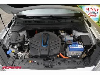 Hyundai Kona EV Fashion 64 kWh LED ACC Apple/Android Camera picture 7