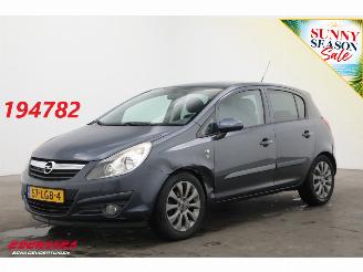 Schadeauto Opel Corsa 1.2-16V '111' Edition 5-drs Airco Cruise 57.145 km! 2010/4