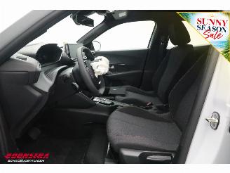 Peugeot 2008 1.2 Hybrid 145 Style Clima Cruise Apple/Android PDC 945 km!! picture 18