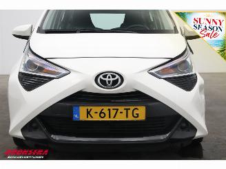 Toyota Aygo 1.0 VVT-i x-play 5-drs Airco Cruise Camera Bluetooth picture 5