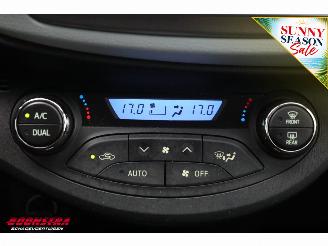 Toyota Yaris 1.5 Full Hybrid Aspiration 5-drs Cruise Clima Bluetooth Camera picture 34