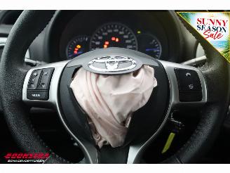 Toyota Yaris 1.5 Full Hybrid Aspiration 5-drs Cruise Clima Bluetooth Camera picture 28